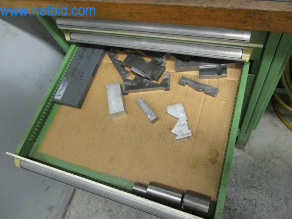 Maquinaria metalúrgica (construcción de máquinas y herramientas) y equipos de fábrica-10