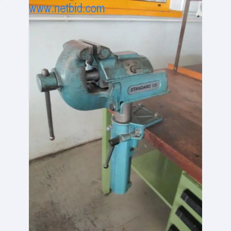 Metallbearbeitungsmaschinen (Maschinen- und Werkzeugbau) sowie Betriebsausstattung-2