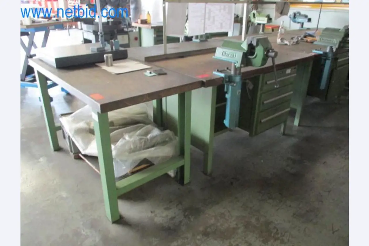 Kovozpracující stroje (výroba strojů a nástrojů) a tovární zařízení-1