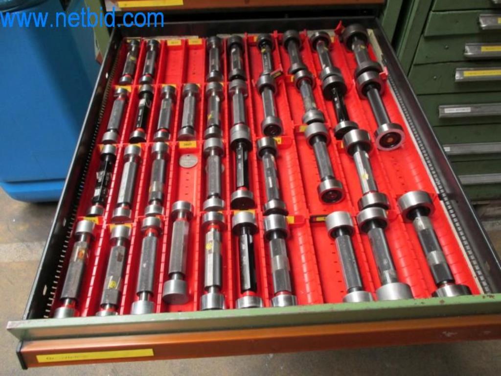 Maszyny do obróbki metalu (budowa maszyn i narzędzi) oraz wyposażenie fabryczne-4