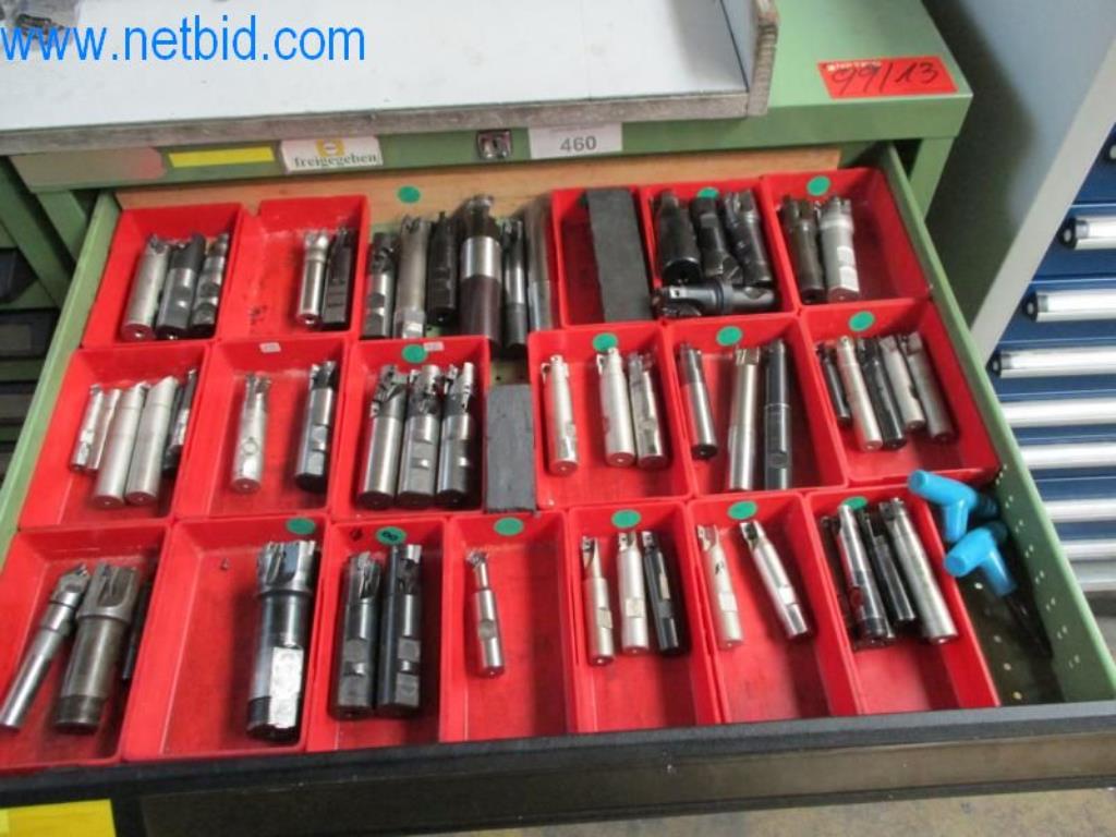 Maquinaria metalúrgica (construcción de máquinas y herramientas) y equipos de fábrica-1