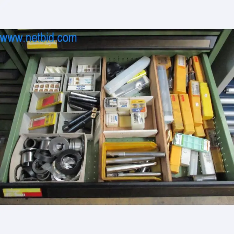 Máquinas para trabalhar metais (construção de máquinas e ferramentas) e equipamento de fábrica-4
