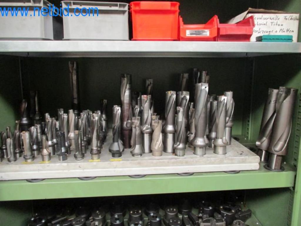 Metallbearbeitungsmaschinen (Maschinen- und Werkzeugbau) sowie Betriebsausstattung-2