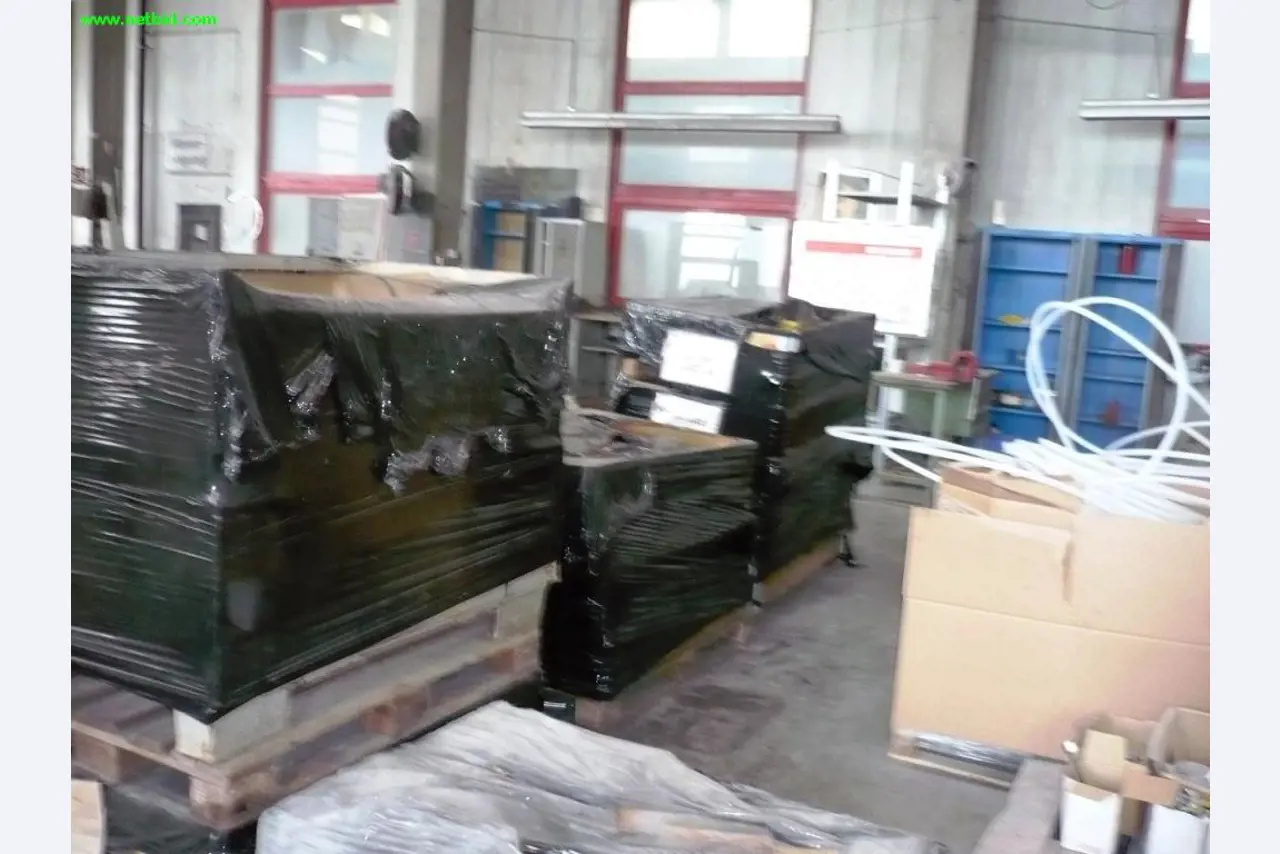 Maschinen aus dem Bereich der Fertigung, <br>Büro- und Geschäftsausstattung-3