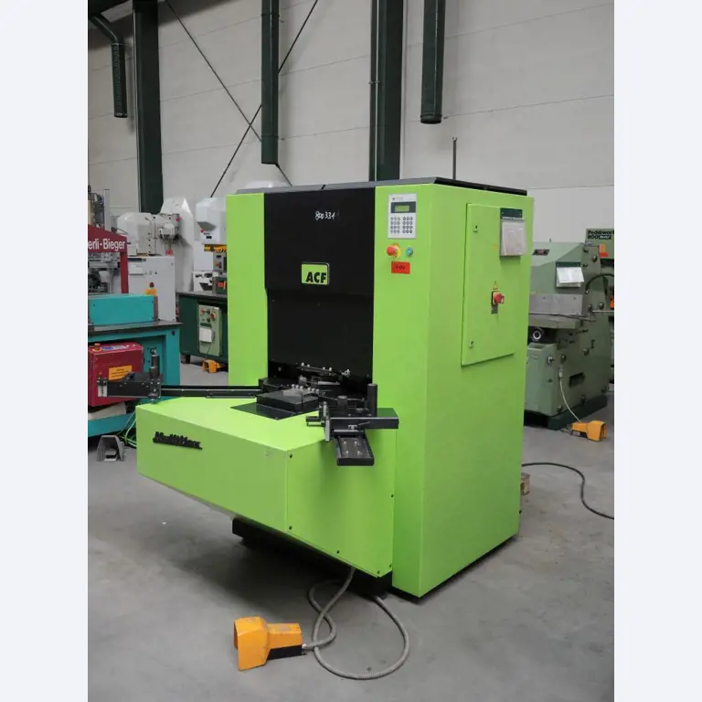 Chapas metálicas e máquinas para trabalhar metais<br><font size="2">Colaboração com Hilco Industrial Acquisitions bv</font><br><img src="/images/hil.png"><br>-1