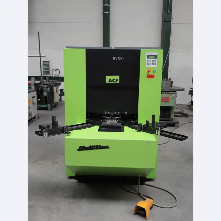 Chapas metálicas e máquinas para trabalhar metais<br><font size="2">Colaboração com Hilco Industrial Acquisitions bv</font><br><img src="/images/hil.png"><br>-3