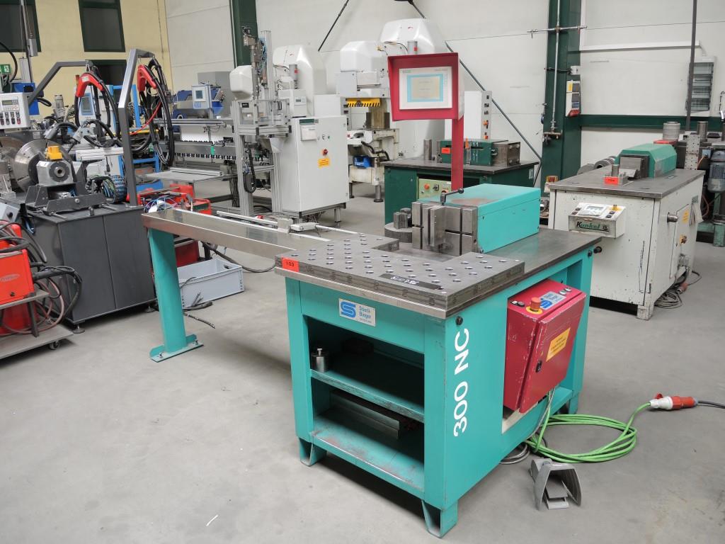 Chapas metálicas e máquinas para trabalhar metais<br><font size="2">Colaboração com Hilco Industrial Acquisitions bv</font><br><img src="/images/hil.png"><br>-1