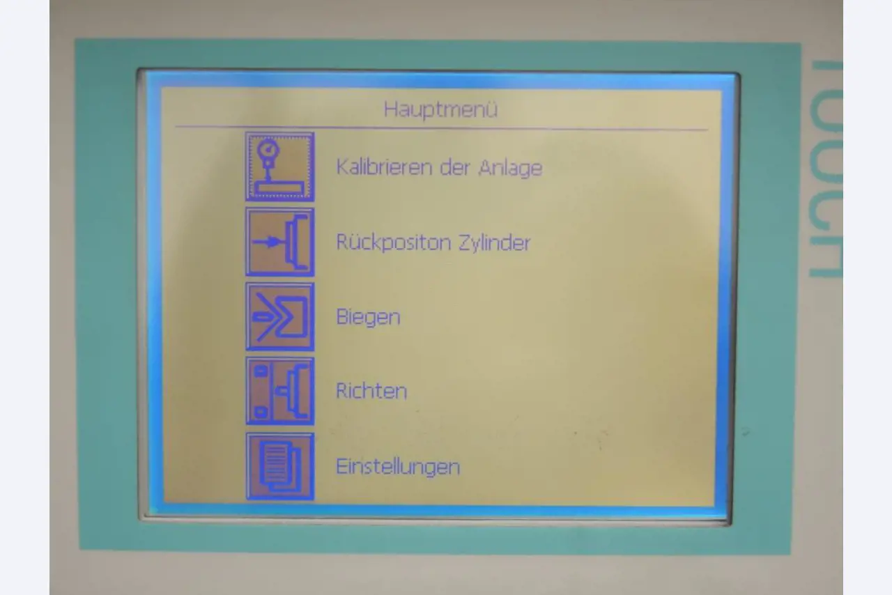 Chapas metálicas e máquinas para trabalhar metais<br><font size="2">Colaboração com Hilco Industrial Acquisitions bv</font><br><img src="/images/hil.png"><br>-6