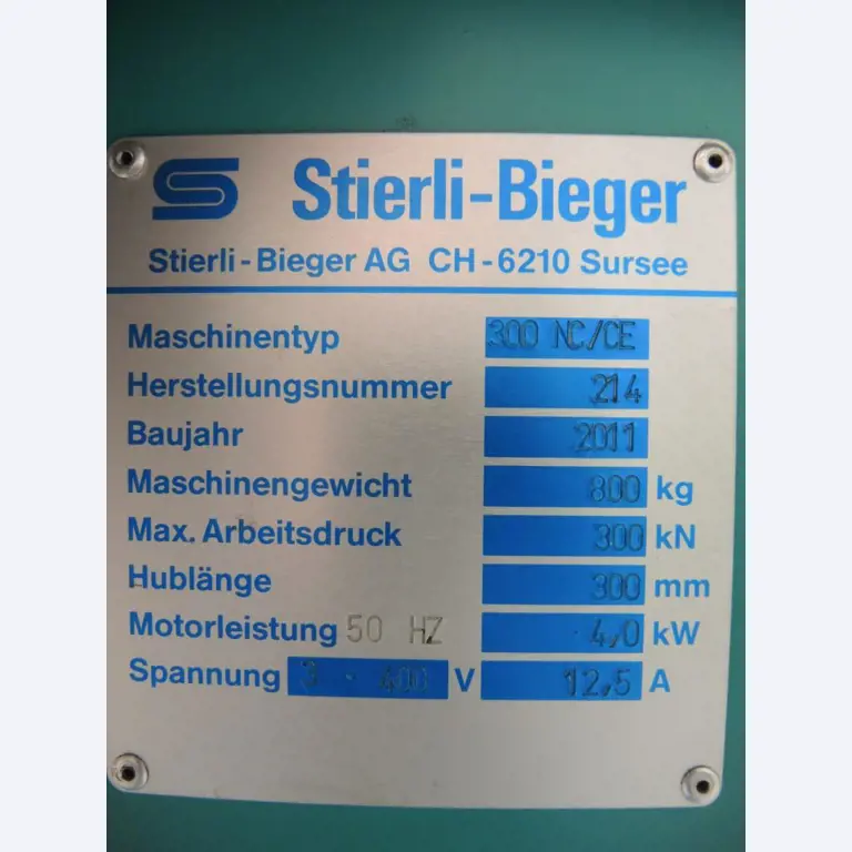 Chapas metálicas e máquinas para trabalhar metais<br><font size="2">Colaboração com Hilco Industrial Acquisitions bv</font><br><img src="/images/hil.png"><br>-8