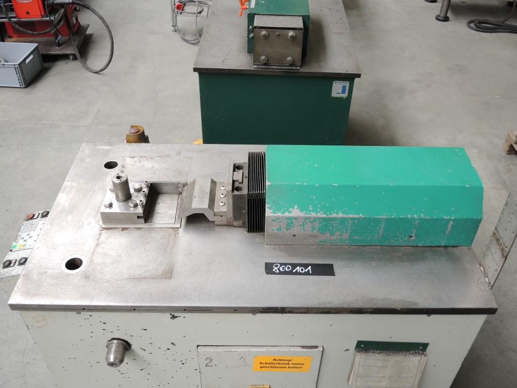 Chapas metálicas e máquinas para trabalhar metais<br><font size="2">Colaboração com Hilco Industrial Acquisitions bv</font><br><img src="/images/hil.png"><br>-5