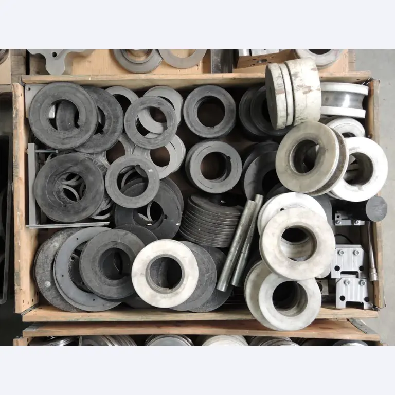 Chapas metálicas e máquinas para trabalhar metais<br><font size="2">Colaboração com Hilco Industrial Acquisitions bv</font><br><img src="/images/hil.png"><br>-11