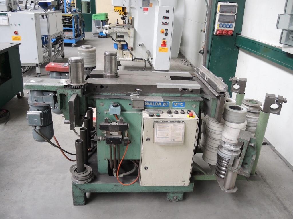 Chapas metálicas e máquinas para trabalhar metais<br><font size="2">Colaboração com Hilco Industrial Acquisitions bv</font><br><img src="/images/hil.png"><br>-2