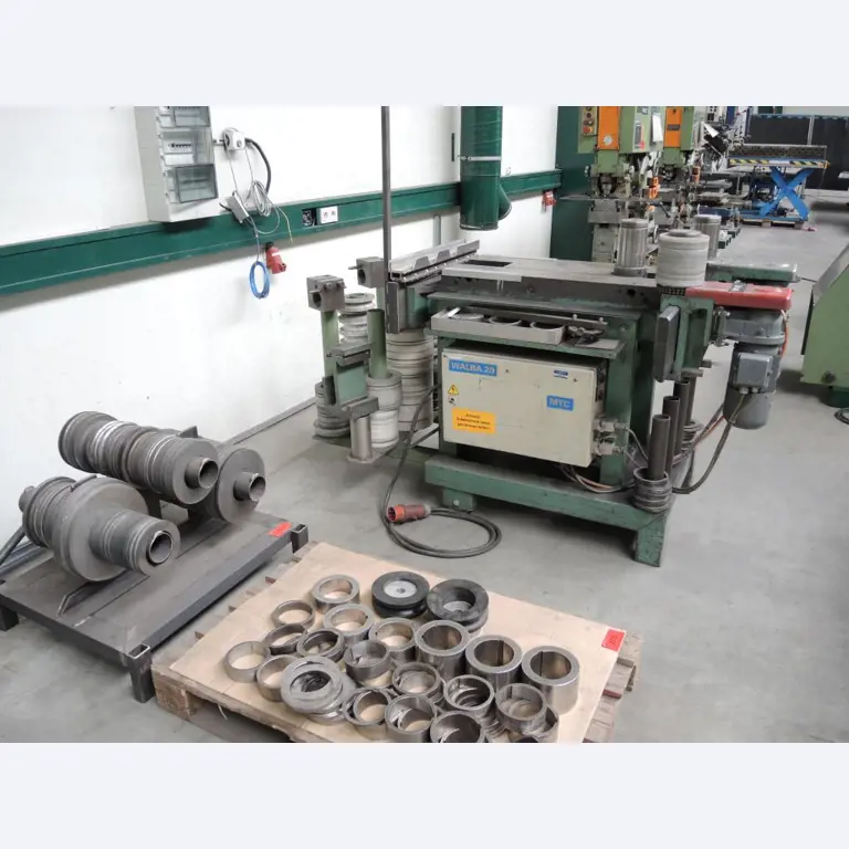 Chapas metálicas e máquinas para trabalhar metais<br><font size="2">Colaboração com Hilco Industrial Acquisitions bv</font><br><img src="/images/hil.png"><br>-3