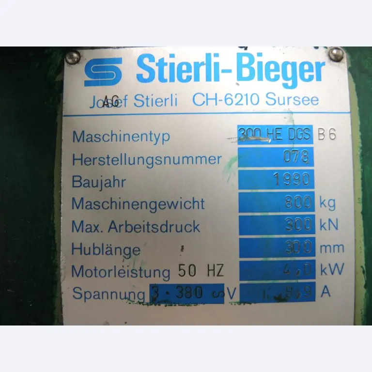 Chapas metálicas e máquinas para trabalhar metais<br><font size="2">Colaboração com Hilco Industrial Acquisitions bv</font><br><img src="/images/hil.png"><br>-5
