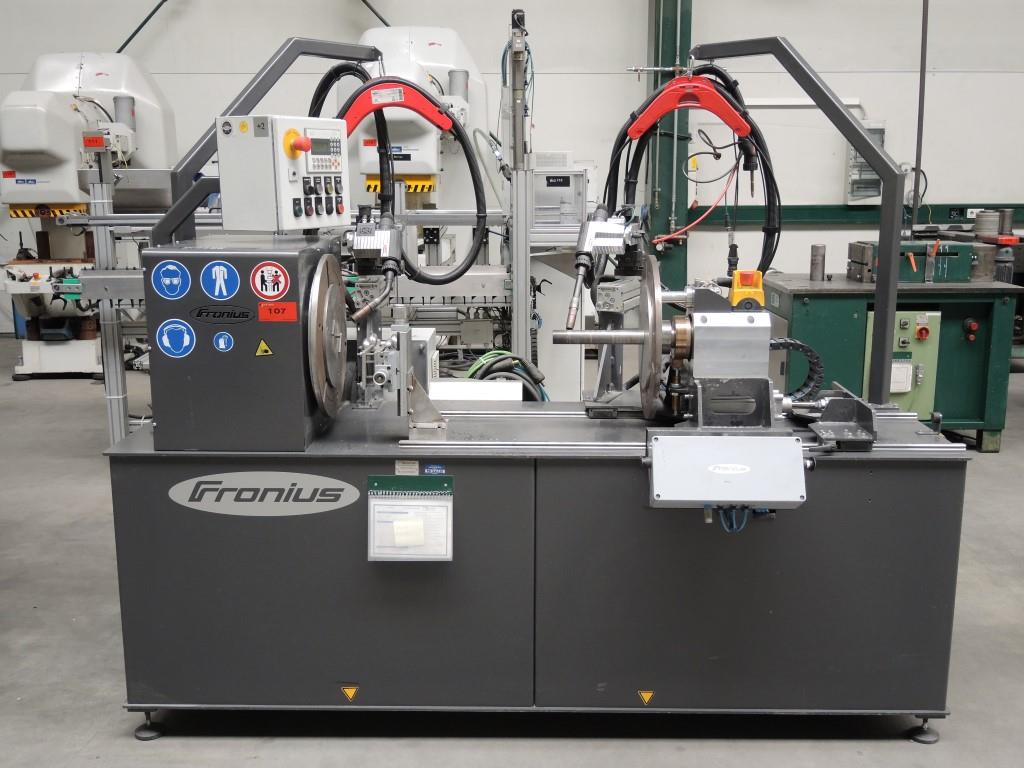 Chapas metálicas e máquinas para trabalhar metais<br><font size="2">Colaboração com Hilco Industrial Acquisitions bv</font><br><img src="/images/hil.png"><br>-12