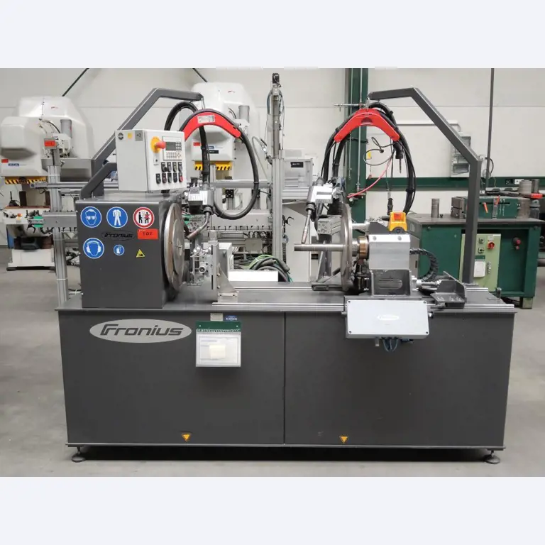 Chapas metálicas e máquinas para trabalhar metais<br><font size="2">Colaboração com Hilco Industrial Acquisitions bv</font><br><img src="/images/hil.png"><br>-12