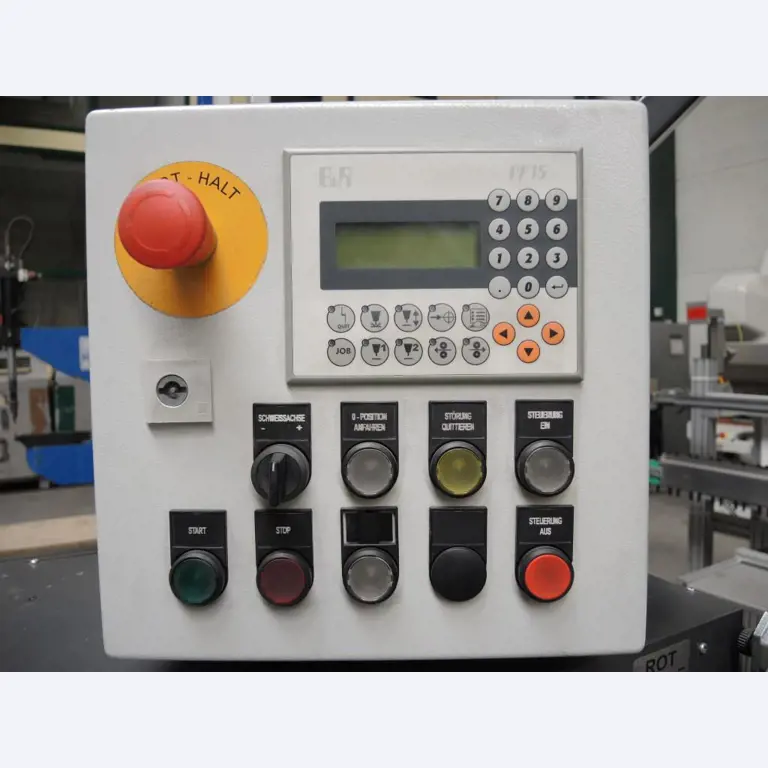 Chapas metálicas e máquinas para trabalhar metais<br><font size="2">Colaboração com Hilco Industrial Acquisitions bv</font><br><img src="/images/hil.png"><br>-2