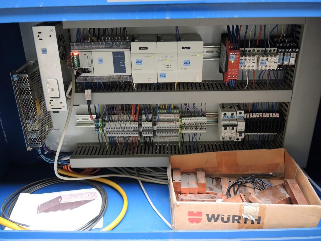 Chapas metálicas e máquinas para trabalhar metais<br><font size="2">Colaboração com Hilco Industrial Acquisitions bv</font><br><img src="/images/hil.png"><br>-4