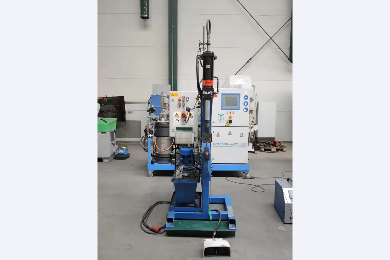 Chapas metálicas e máquinas para trabalhar metais<br><font size="2">Colaboração com Hilco Industrial Acquisitions bv</font><br><img src="/images/hil.png"><br>-2