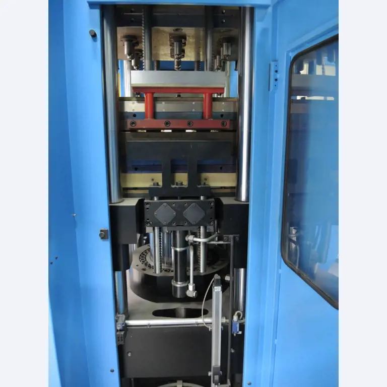 Injection Moulding/Storage Systems<br><font size="2">Collab. with Hilco Industrial Acquisitions<br></font><img src="/images/hil.png"><br>-10
