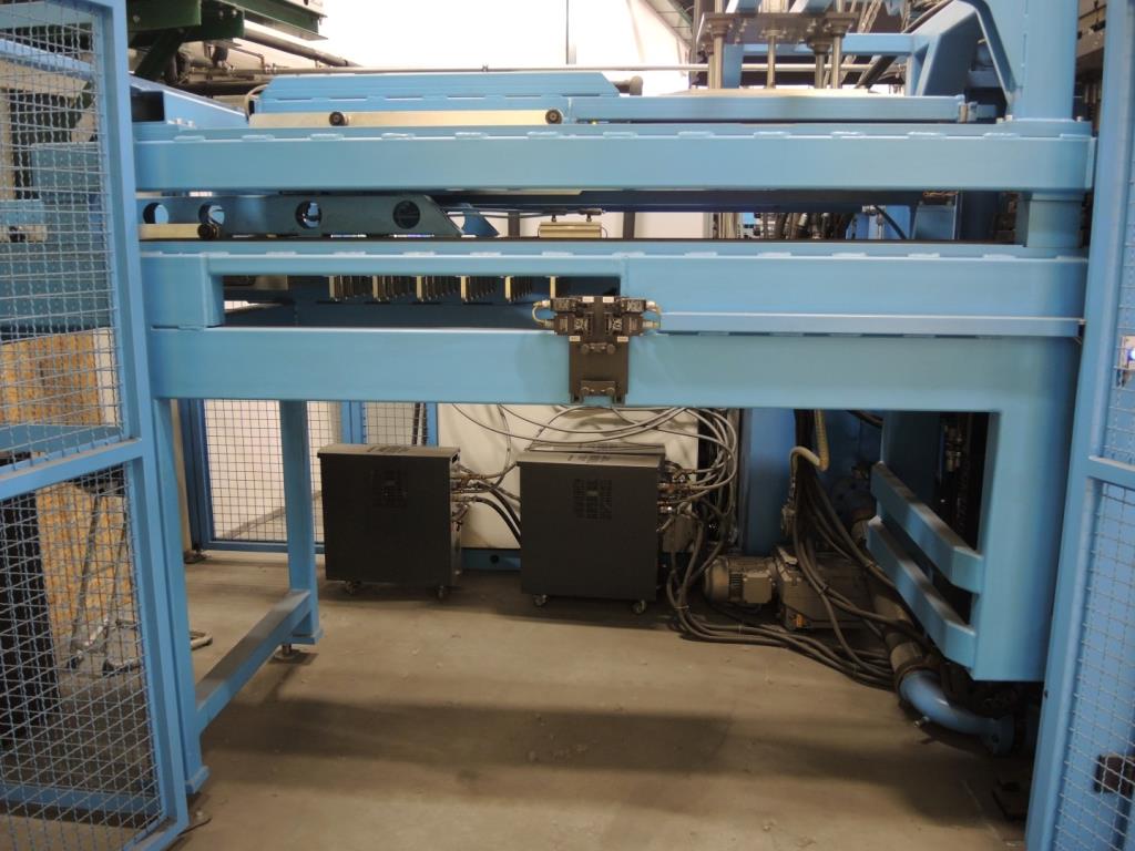 Injection Moulding/Storage Systems<br><font size="2">Collab. with Hilco Industrial Acquisitions<br></font><img src="/images/hil.png"><br>-12