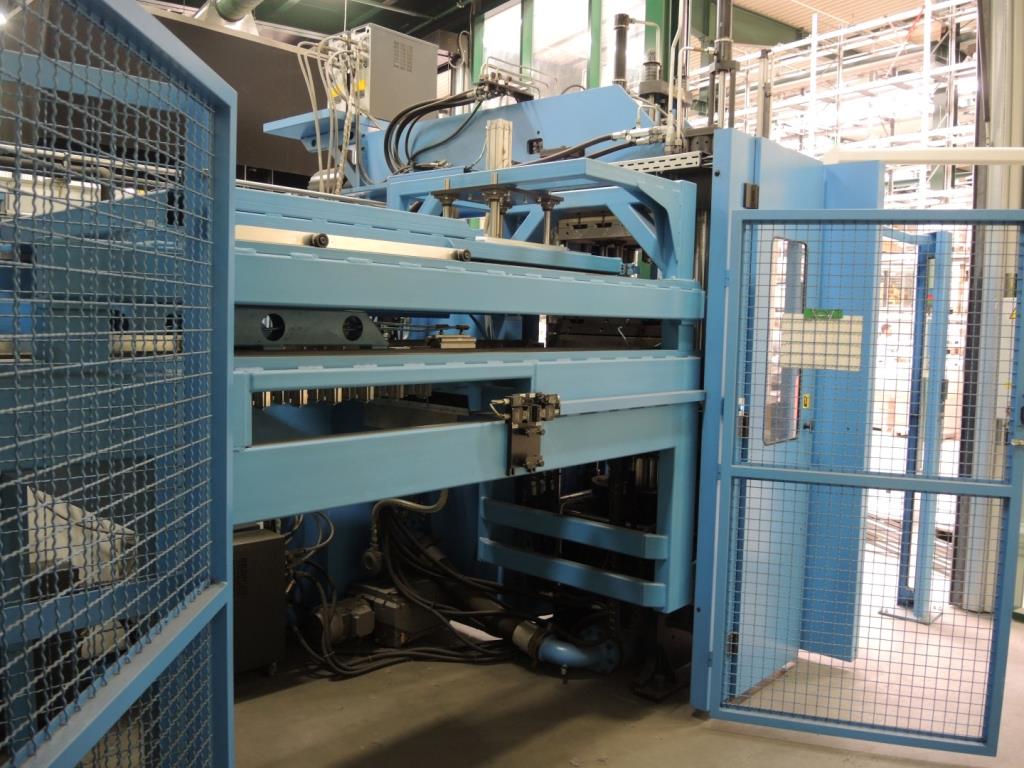 Injection Moulding/Storage Systems<br><font size="2">Collab. with Hilco Industrial Acquisitions<br></font><img src="/images/hil.png"><br>-13