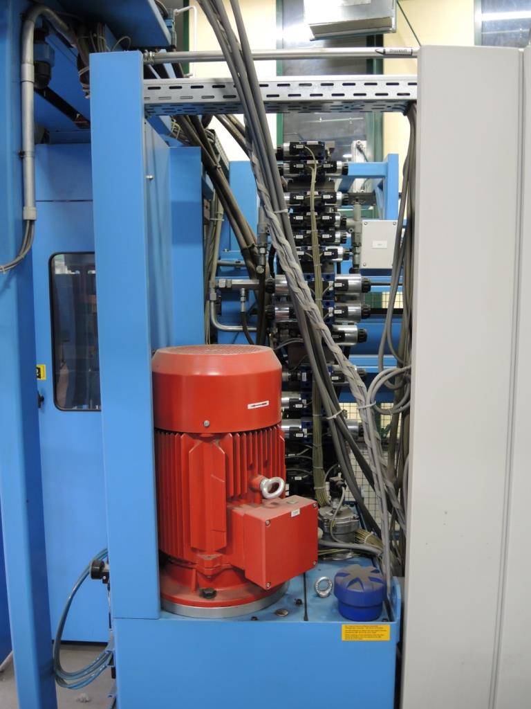 Injection Moulding/Storage Systems<br><font size="2">Collab. with Hilco Industrial Acquisitions<br></font><img src="/images/hil.png"><br>-15