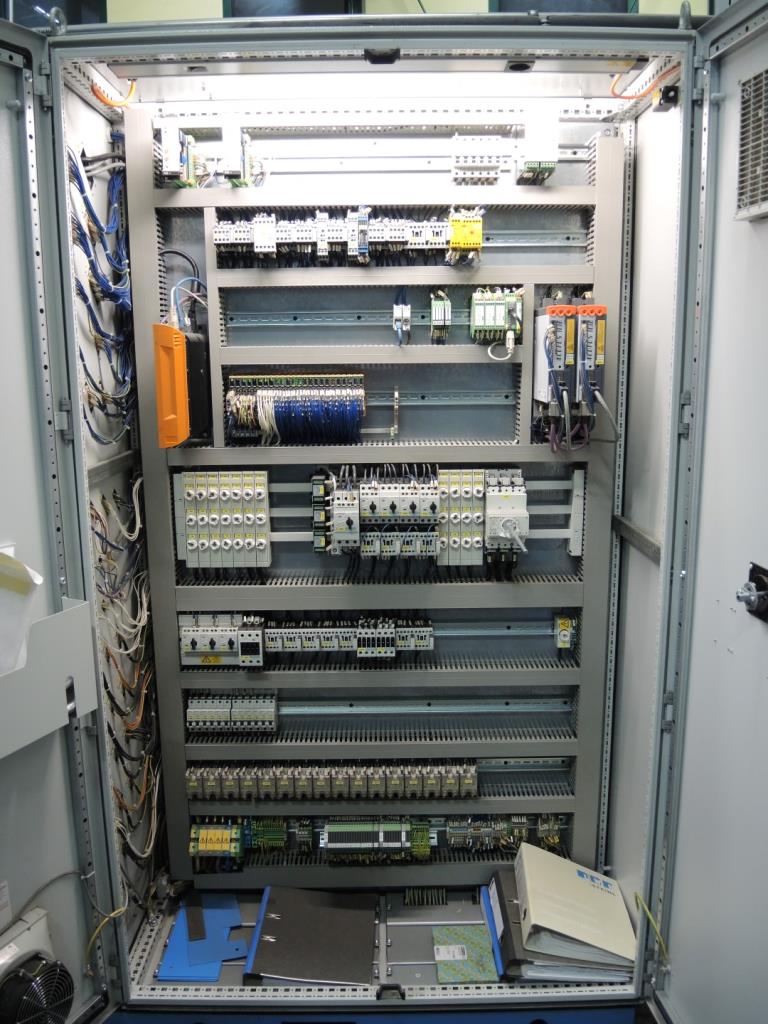 Injection Moulding/Storage Systems<br><font size="2">Collab. with Hilco Industrial Acquisitions<br></font><img src="/images/hil.png"><br>-17