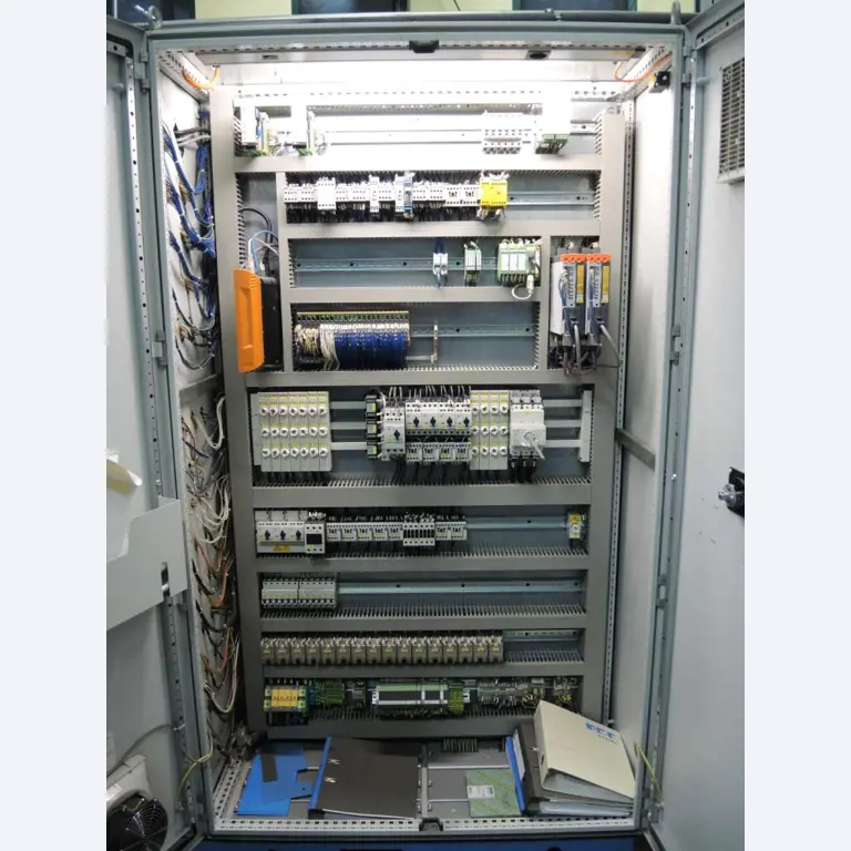 Injection Moulding/Storage Systems<br><font size="2">Collab. with Hilco Industrial Acquisitions<br></font><img src="/images/hil.png"><br>-17