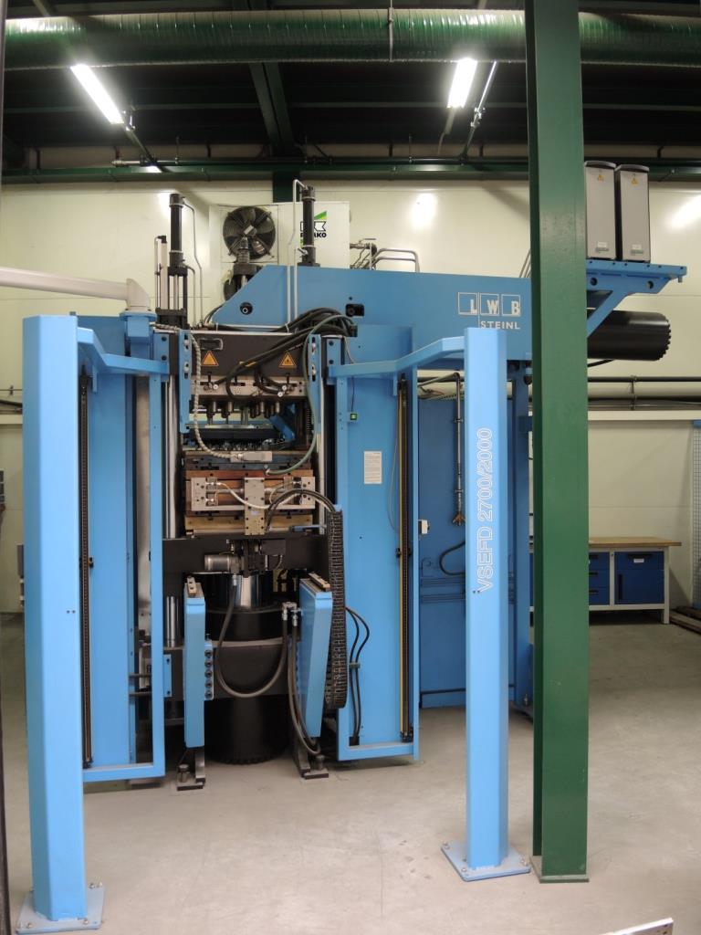 Injection Moulding/Storage Systems<br><font size="2">Collab. with Hilco Industrial Acquisitions<br></font><img src="/images/hil.png"><br>-4