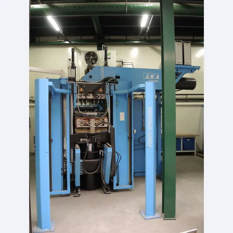 Injection Moulding/Storage Systems<br><font size="2">Collab. with Hilco Industrial Acquisitions<br></font><img src="/images/hil.png"><br>-4