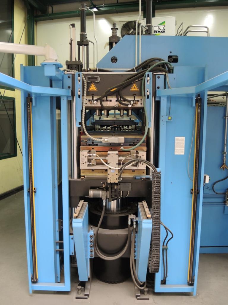 Injection Moulding/Storage Systems<br><font size="2">Collab. with Hilco Industrial Acquisitions<br></font><img src="/images/hil.png"><br>-6