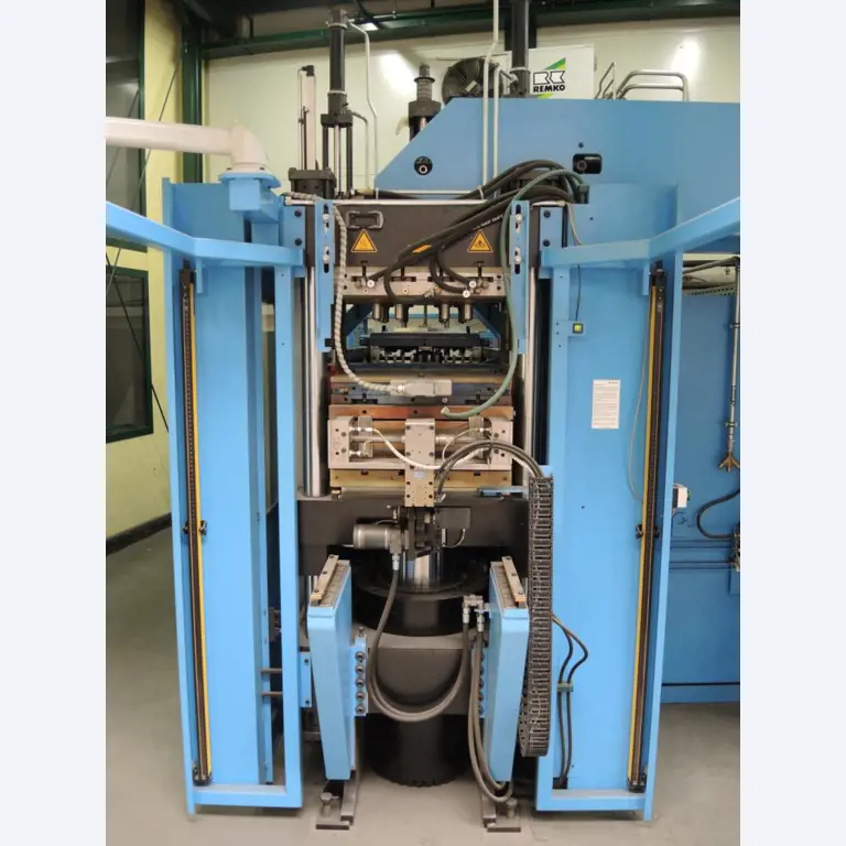 Injection Moulding/Storage Systems<br><font size="2">Collab. with Hilco Industrial Acquisitions<br></font><img src="/images/hil.png"><br>-6