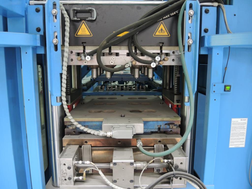 Injection Moulding/Storage Systems<br><font size="2">Collab. with Hilco Industrial Acquisitions<br></font><img src="/images/hil.png"><br>-7