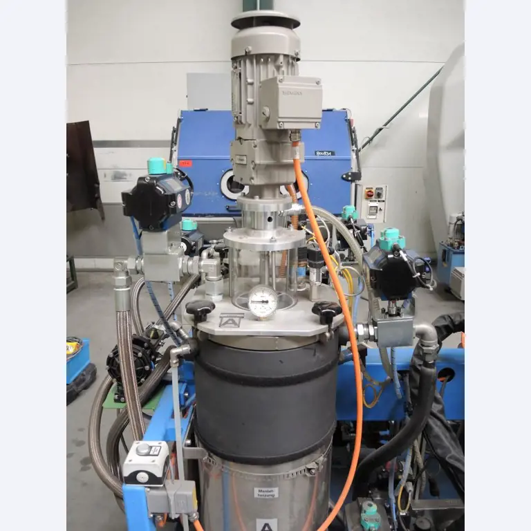 Chapas metálicas e máquinas para trabalhar metais<br><font size="2">Colaboração com Hilco Industrial Acquisitions bv</font><br><img src="/images/hil.png"><br>-12