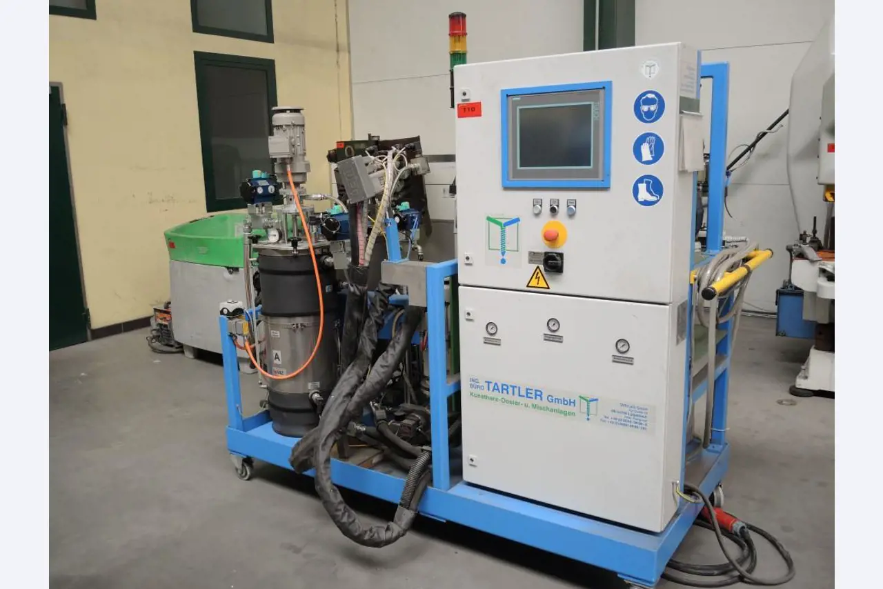 Chapas metálicas e máquinas para trabalhar metais<br><font size="2">Colaboração com Hilco Industrial Acquisitions bv</font><br><img src="/images/hil.png"><br>-1