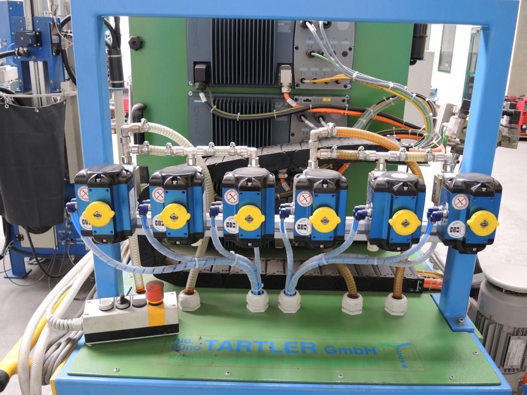 Chapas metálicas e máquinas para trabalhar metais<br><font size="2">Colaboração com Hilco Industrial Acquisitions bv</font><br><img src="/images/hil.png"><br>-4