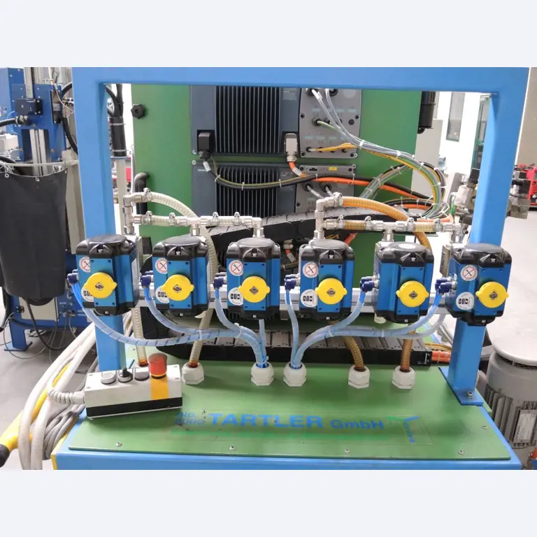 Chapas metálicas e máquinas para trabalhar metais<br><font size="2">Colaboração com Hilco Industrial Acquisitions bv</font><br><img src="/images/hil.png"><br>-4