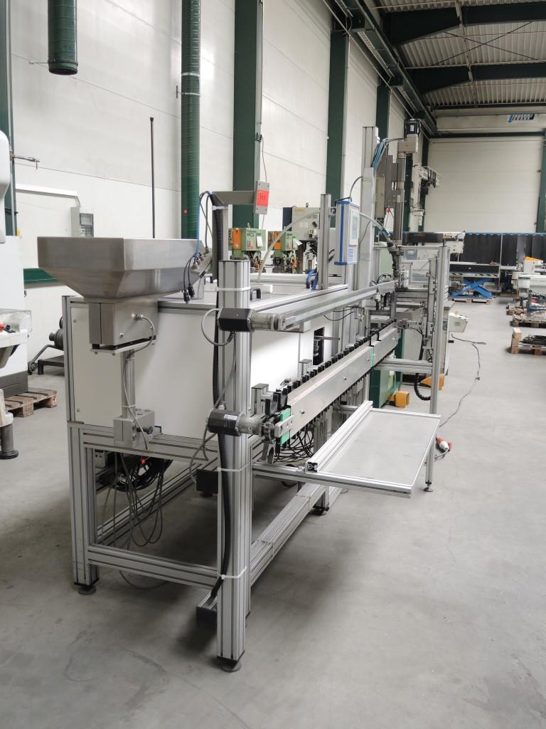 Chapas metálicas e máquinas para trabalhar metais<br><font size="2">Colaboração com Hilco Industrial Acquisitions bv</font><br><img src="/images/hil.png"><br>-7