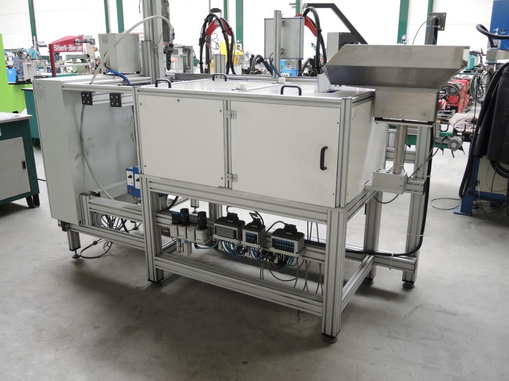 Chapas metálicas e máquinas para trabalhar metais<br><font size="2">Colaboração com Hilco Industrial Acquisitions bv</font><br><img src="/images/hil.png"><br>-8