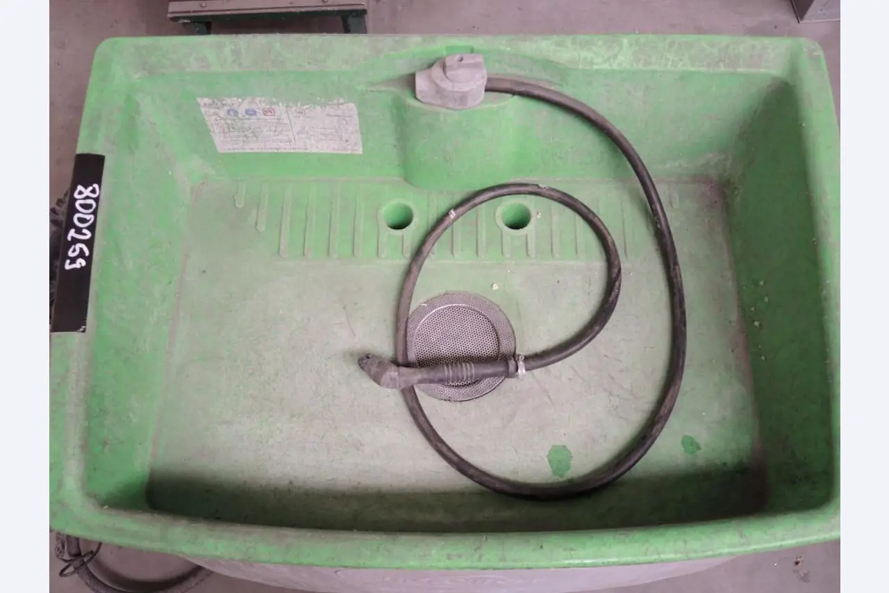 Chapas metálicas e máquinas para trabalhar metais<br><font size="2">Colaboração com Hilco Industrial Acquisitions bv</font><br><img src="/images/hil.png"><br>-3