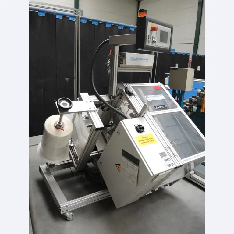 Chapas metálicas e máquinas para trabalhar metais<br><font size="2">Colaboração com Hilco Industrial Acquisitions bv</font><br><img src="/images/hil.png"><br>-4