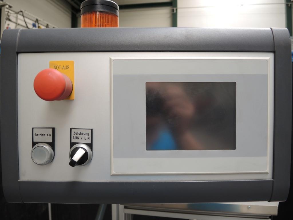 Chapas metálicas e máquinas para trabalhar metais<br><font size="2">Colaboração com Hilco Industrial Acquisitions bv</font><br><img src="/images/hil.png"><br>-5