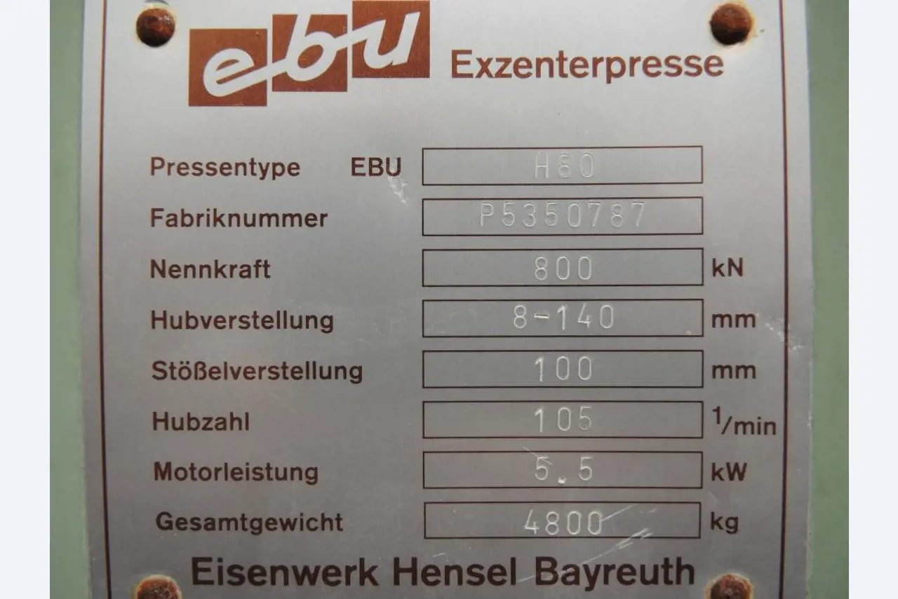 Chapas metálicas e máquinas para trabalhar metais<br><font size="2">Colaboração com Hilco Industrial Acquisitions bv</font><br><img src="/images/hil.png"><br>-6