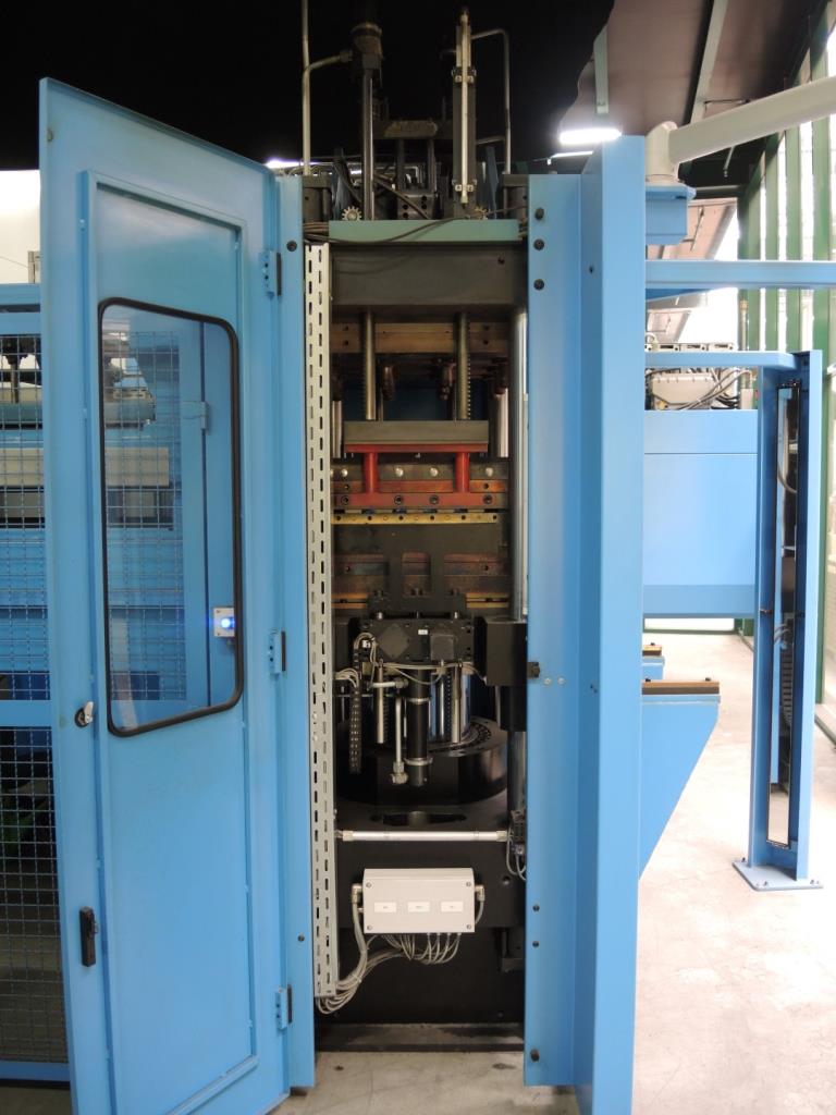 Injection Moulding/Storage Systems<br><font size="2">Collab. with Hilco Industrial Acquisitions<br></font><img src="/images/hil.png"><br>-10