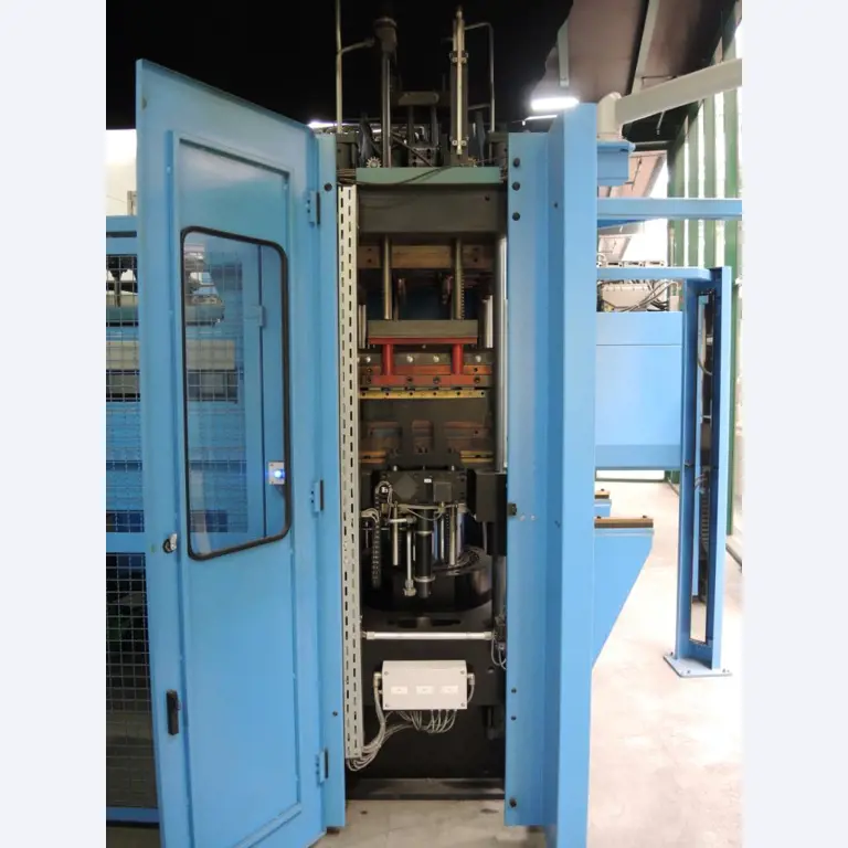 Injection Moulding/Storage Systems<br><font size="2">Collab. with Hilco Industrial Acquisitions<br></font><img src="/images/hil.png"><br>-10