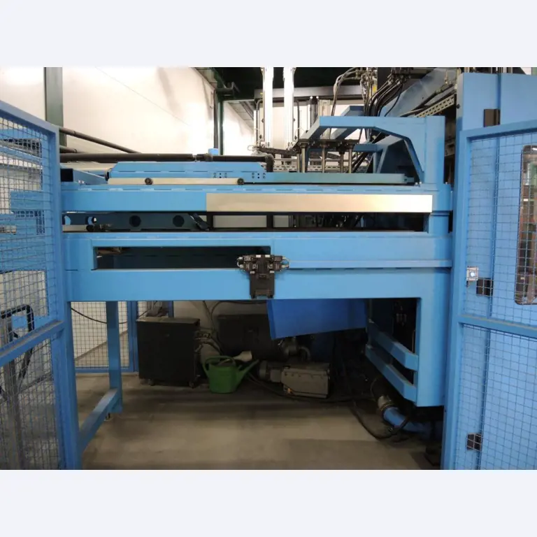 Injection Moulding/Storage Systems<br><font size="2">Collab. with Hilco Industrial Acquisitions<br></font><img src="/images/hil.png"><br>-11