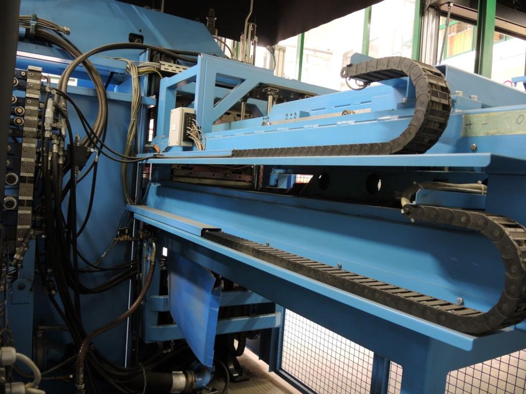 Injection Moulding/Storage Systems<br><font size="2">Collab. with Hilco Industrial Acquisitions<br></font><img src="/images/hil.png"><br>-12