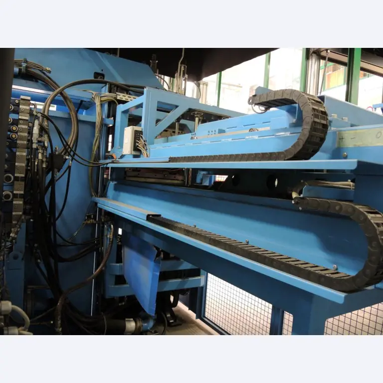 Injection Moulding/Storage Systems<br><font size="2">Collab. with Hilco Industrial Acquisitions<br></font><img src="/images/hil.png"><br>-12
