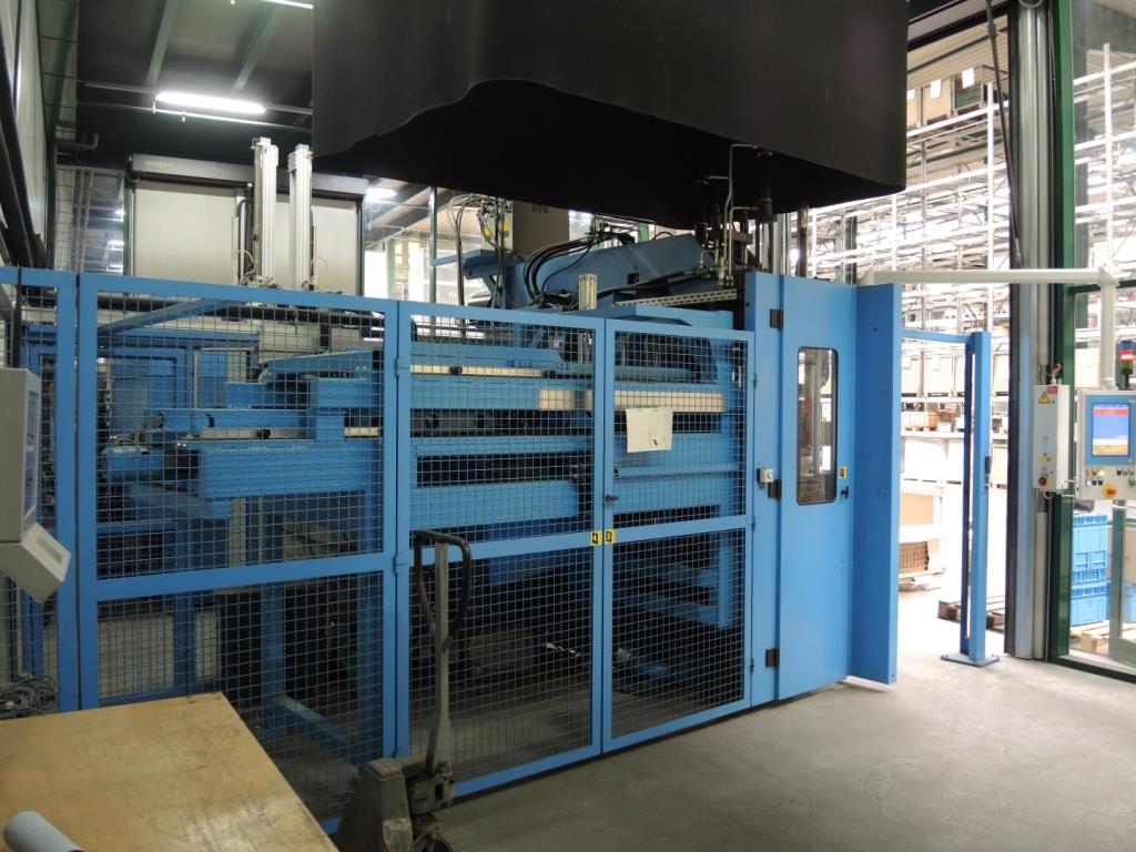 Injection Moulding/Storage Systems<br><font size="2">Collab. with Hilco Industrial Acquisitions<br></font><img src="/images/hil.png"><br>-3